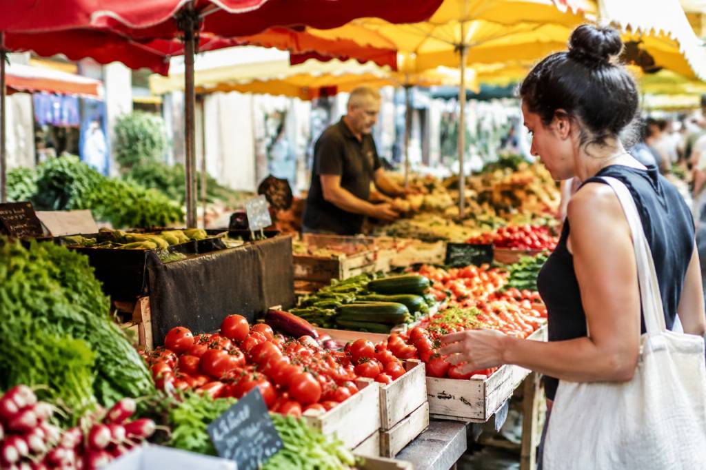 Marché des Capucins et marché de Noailles : jours, horaires et spécialités à ne pas manquer