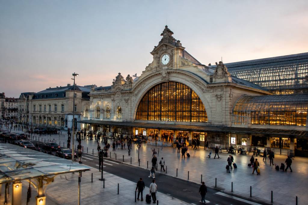 Gare Saint-Charles : correspondances, temps de trajet et accès au centre-ville